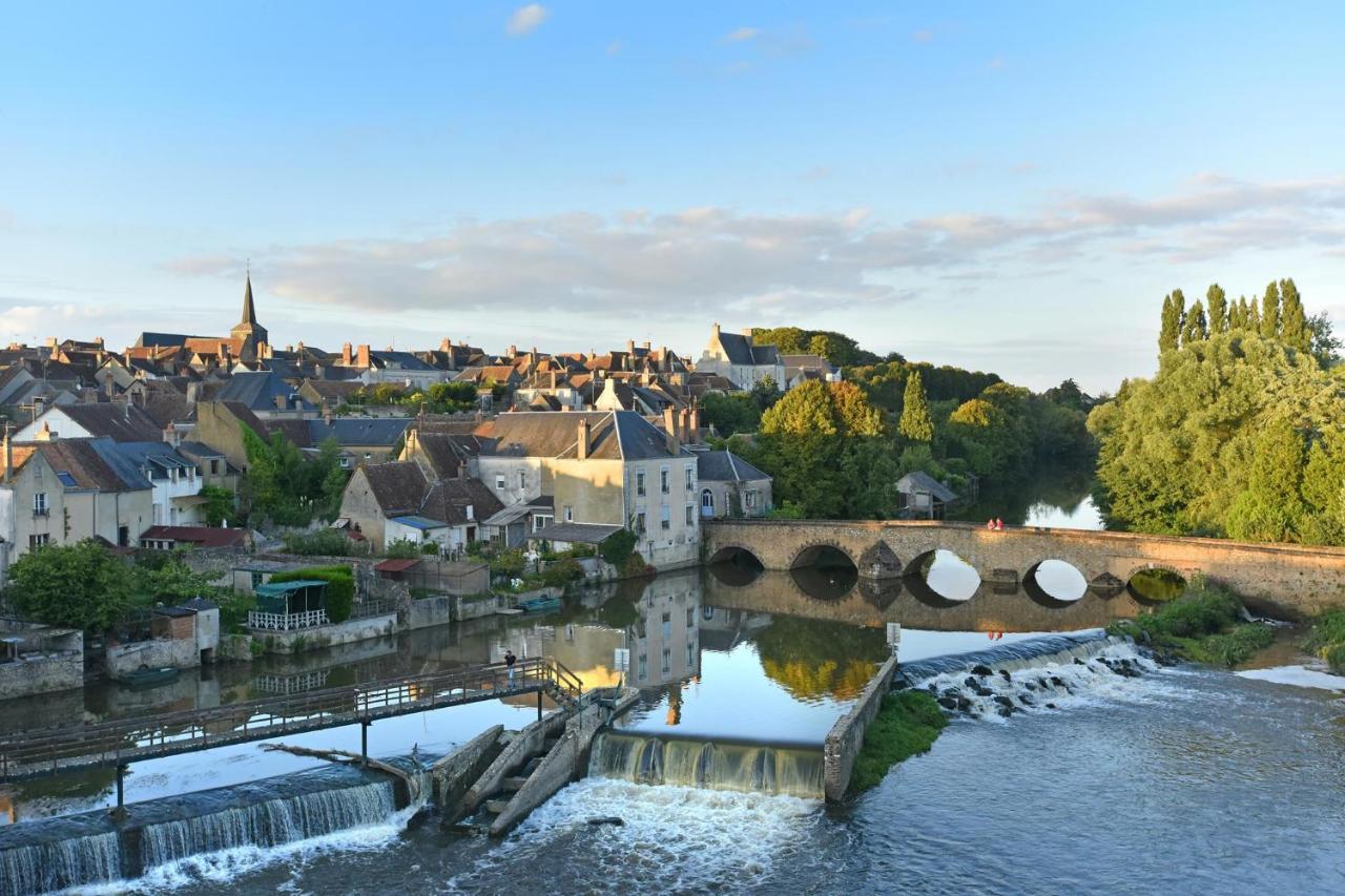 Chaleureuse Petite Maison De Bourg Beaumont-sur-Sarthe Екстериор снимка